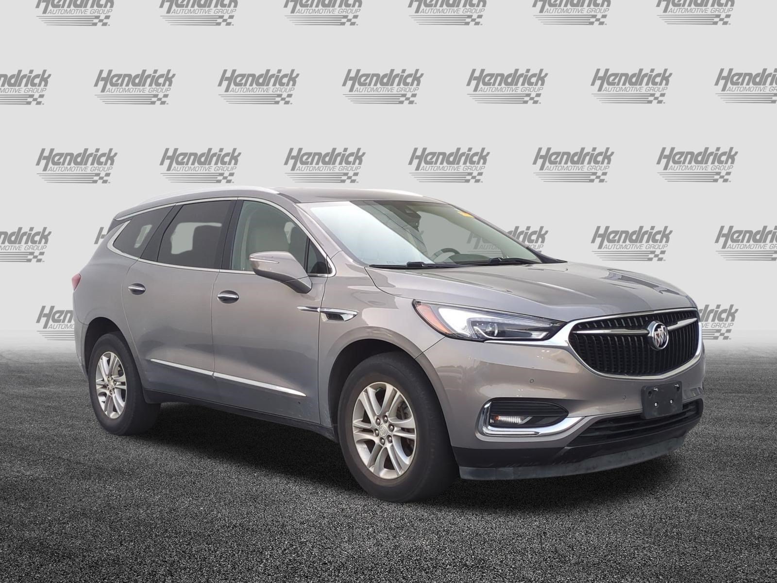 Used 2018 Buick Enclave Premium AWD/4WD image 2