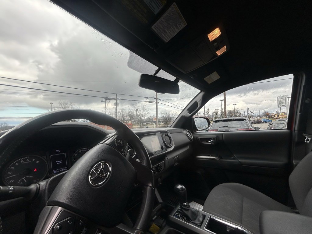 Used 2017 Toyota Tacoma SR5 image 14