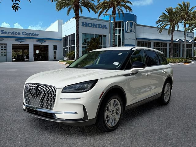 Used 2023 Lincoln Corsair FWD image 4