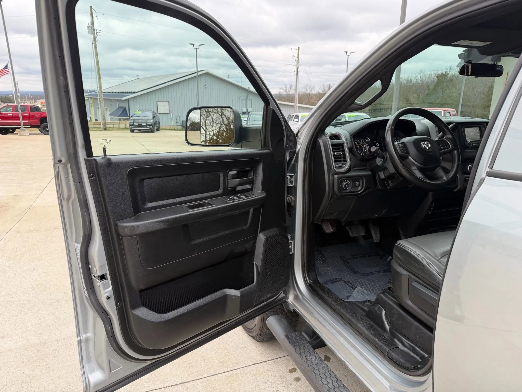 Used 2022 RAM 2500 Tradesman w/ Cold Weather Group image 13