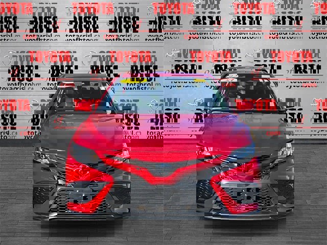 Used 2023 Toyota Camry SE image 9