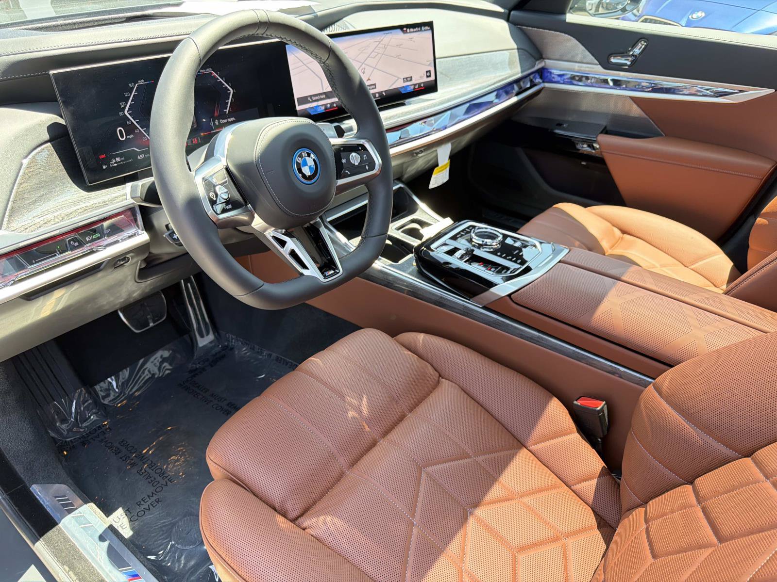 Used 2026 BMW 750e xDrive AWD/4WD image 15