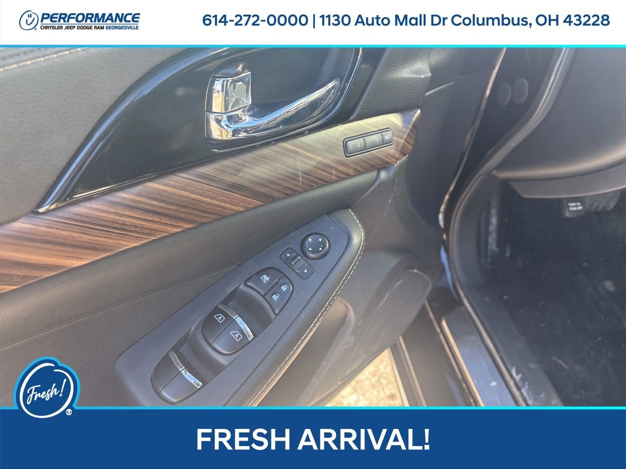 Used 2017 Nissan Maxima Platinum image 16