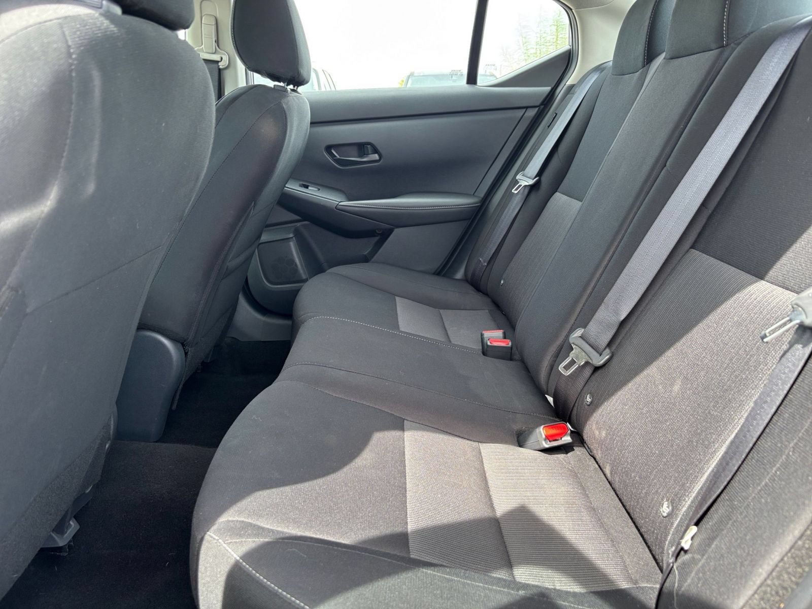 Used 2025 Nissan Sentra SV FWD image 18