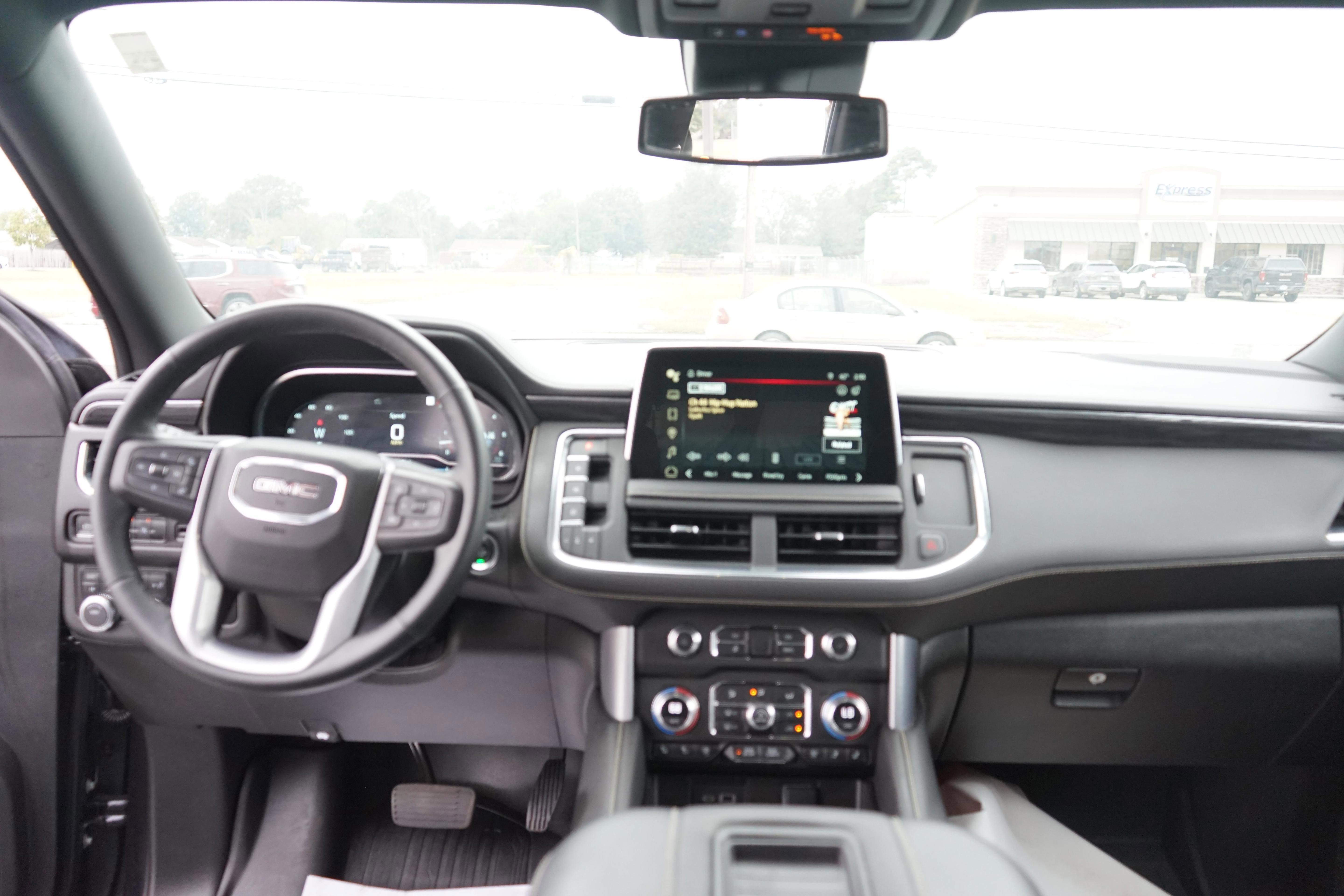 Used 2023 GMC Yukon SLT w/ SLT Premium Package AWD/4WD image 21