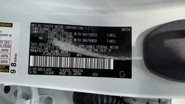 Used 2024 Lexus GX 550 w/ Cold Area Package AWD/4WD image 40