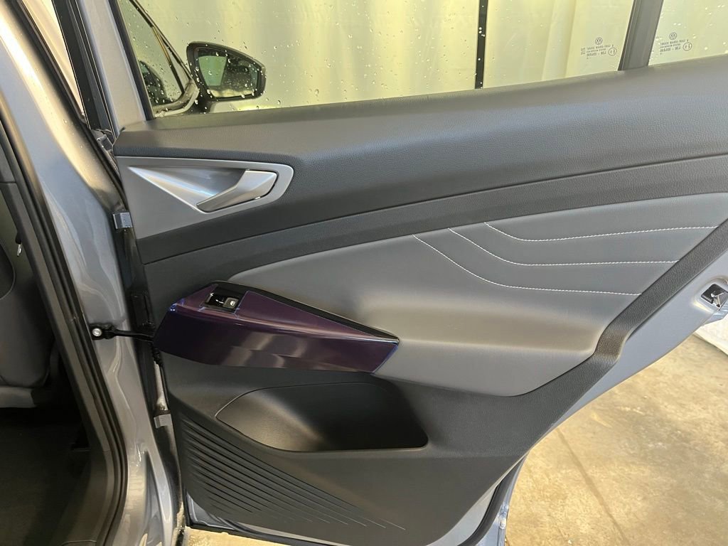 New 2025 Volkswagen ID.4 Pro S image 22