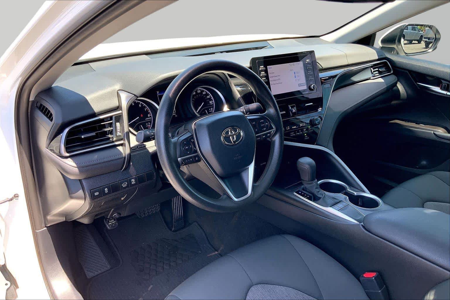 Certified 2022 Toyota Camry LE w/ Carpet Mat Package (TMS) FWD image 17