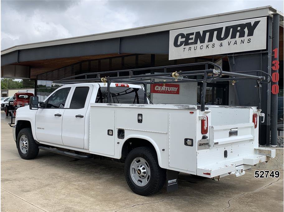 Used 2018 Chevrolet Silverado 2500 W/T w/ WT Convenience Package AWD/4WD image 6