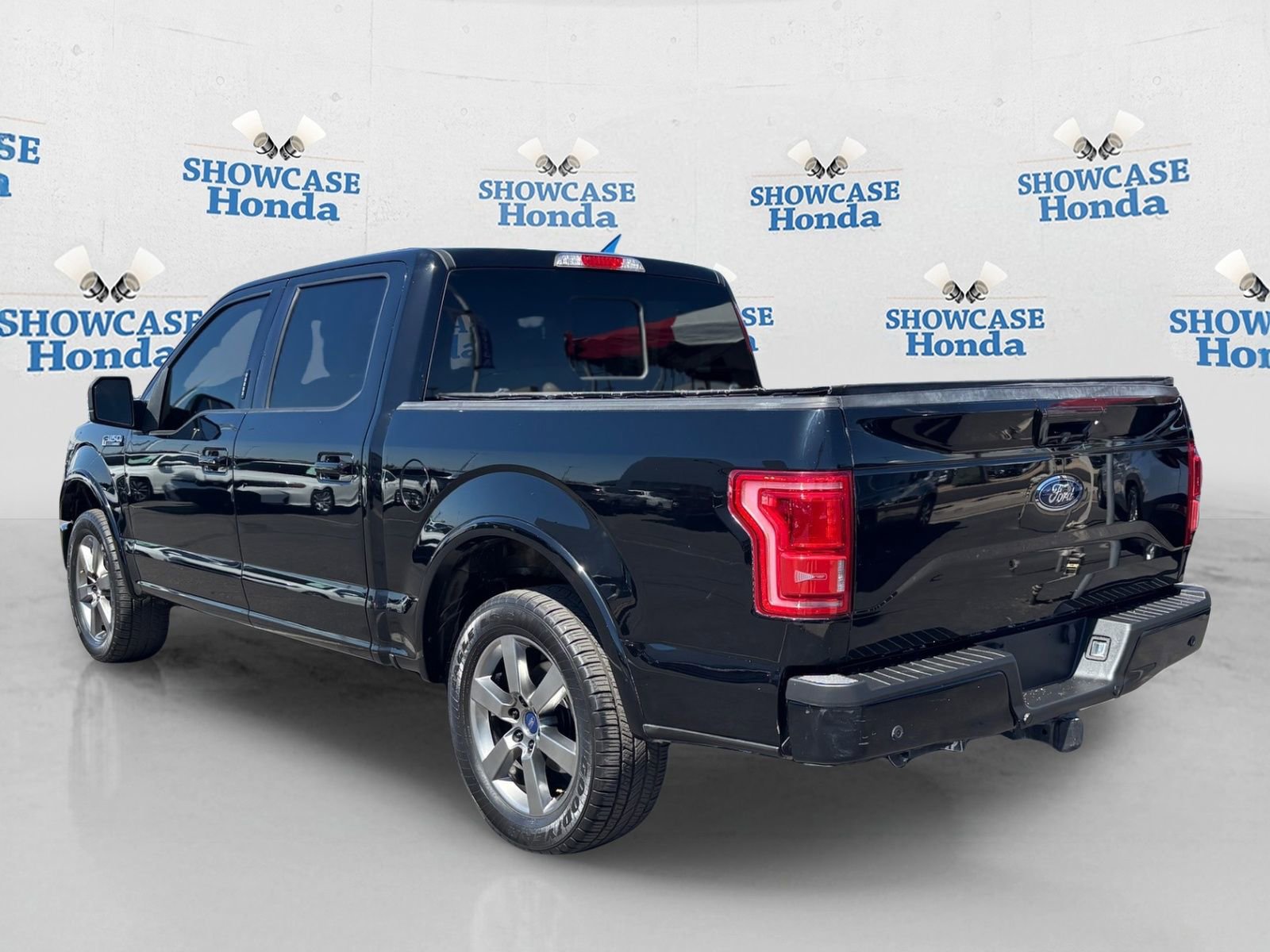 Used 2016 Ford F150 Lariat w/ Equipment Group 502A Luxury image 5
