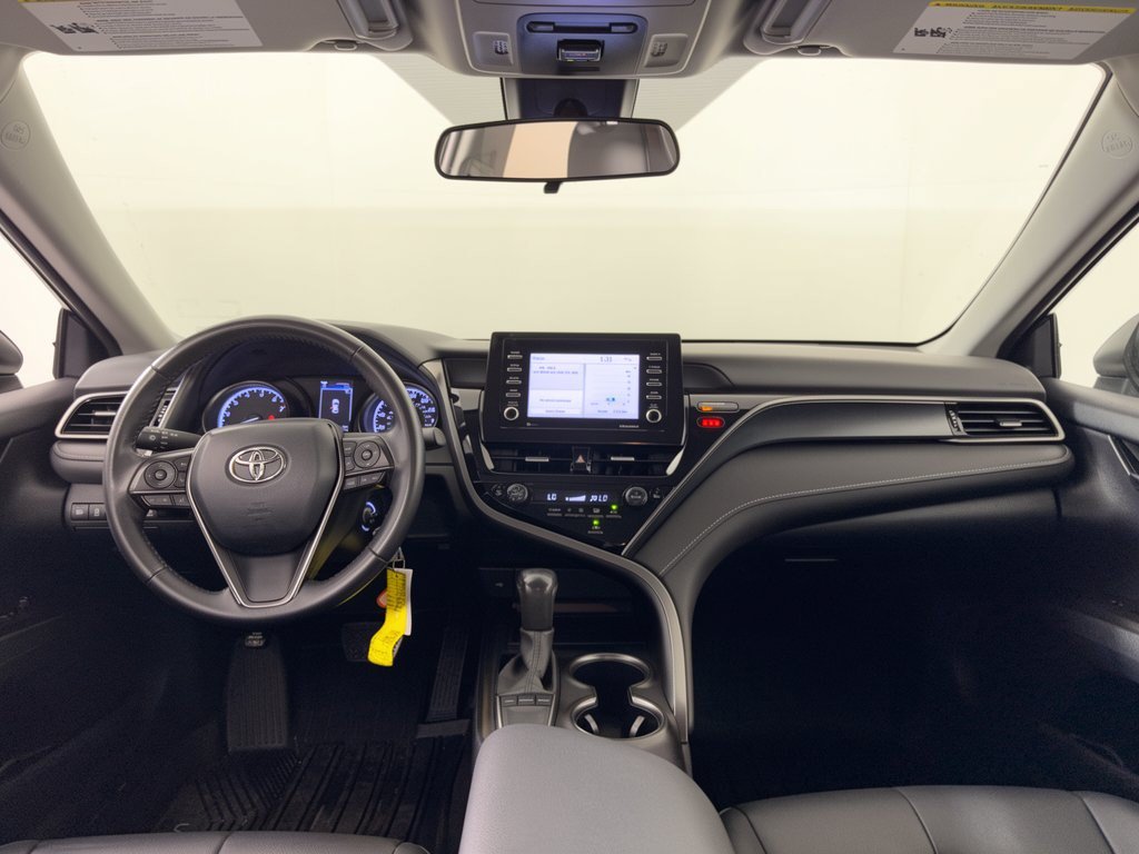 Used 2024 Toyota Camry SE FWD image 17