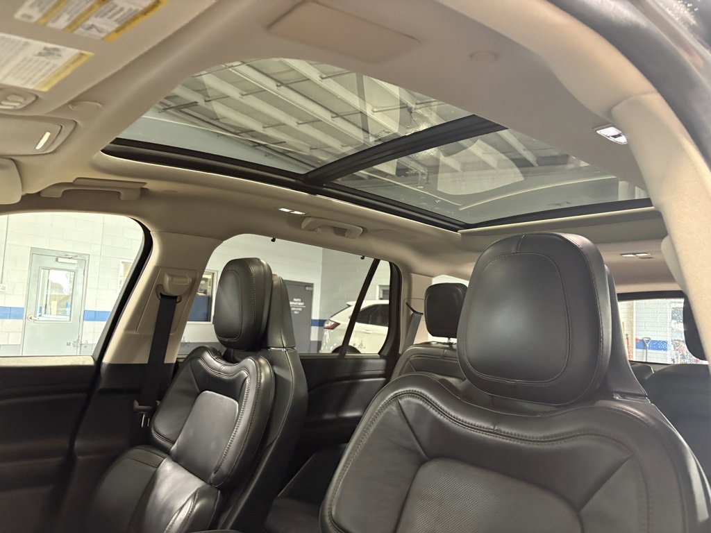 Used 2021 Lincoln Aviator Reserve image 20