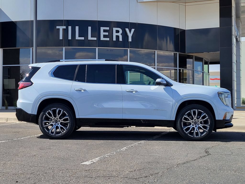 New 2026 GMC Acadia Denali Ultimate w/ LPO, Floor Liner Package AWD/4WD image 1