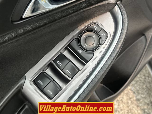 Used 2016 Chevrolet Malibu LT FWD image 11