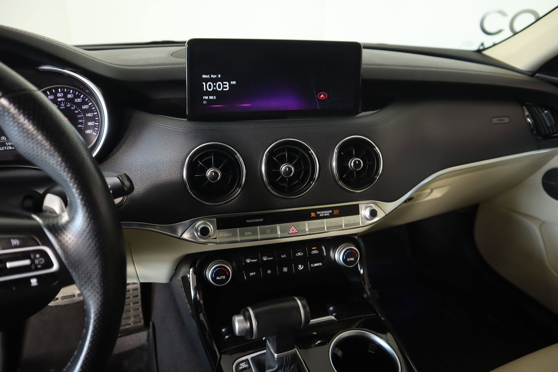 Used 2022 Kia Stinger GT-Line w/ Sun & Sound Package image 5