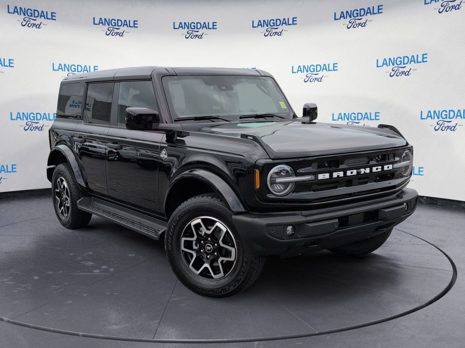 New 2026 Ford Bronco Outer Banks AWD/4WD video 2