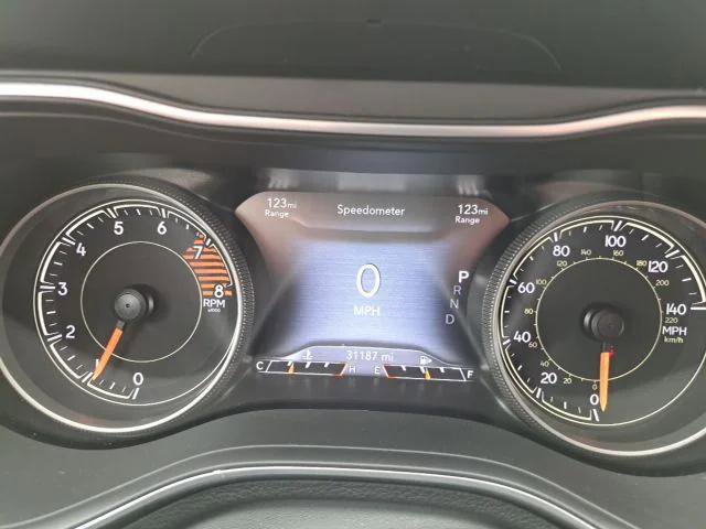 Certified 2022 Jeep Cherokee Trailhawk w/ Comfort/Convenience Group AWD/4WD image 17