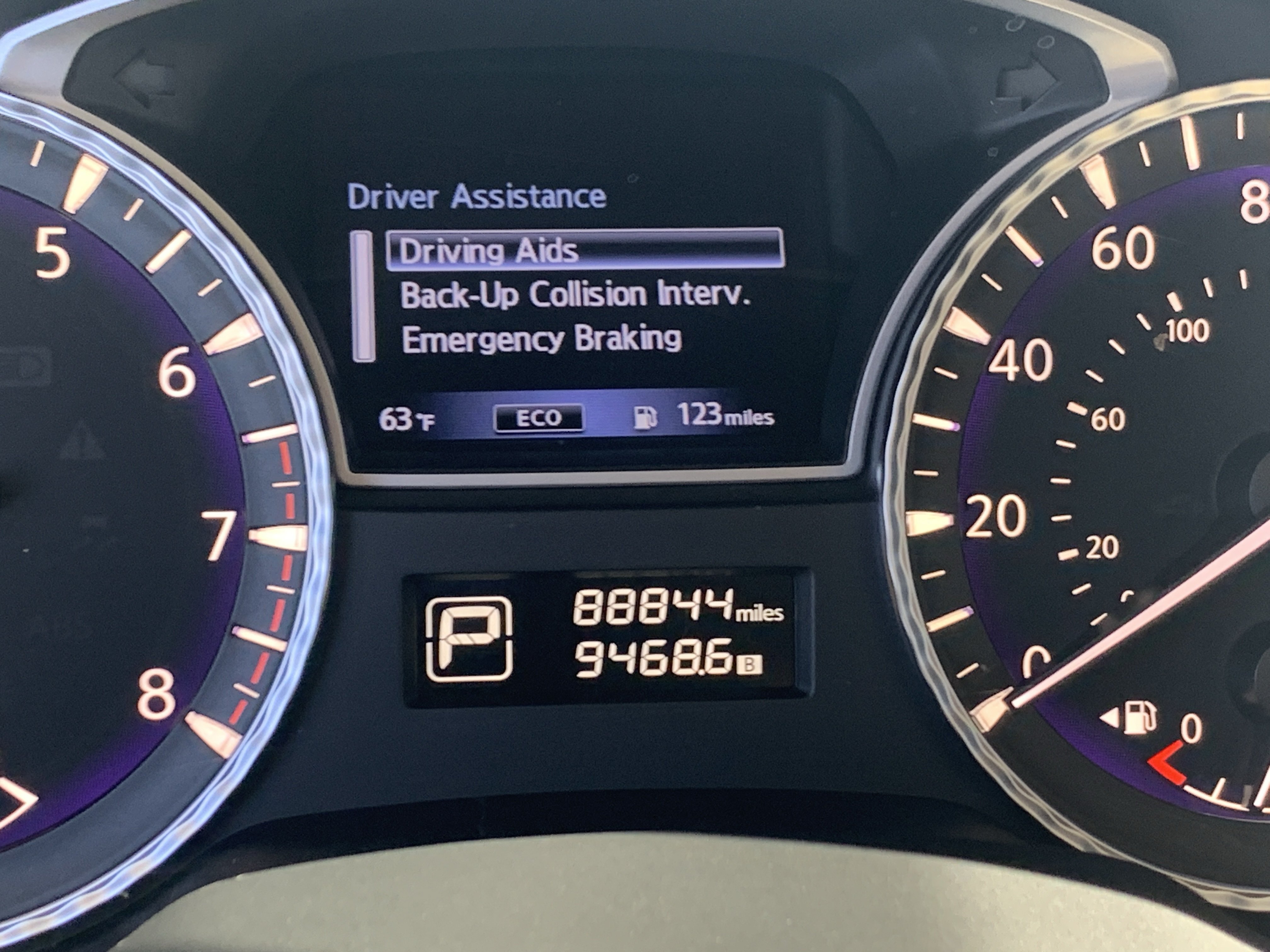 Used 2020 INFINITI QX60 Luxe w/ Sensory Package AWD/4WD image 22