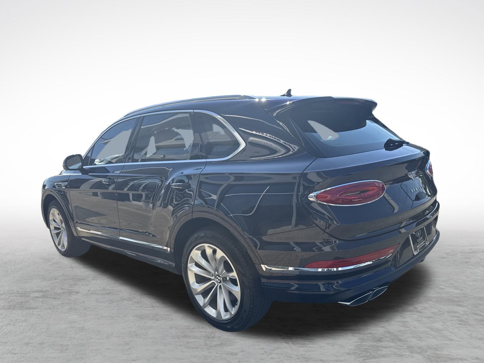 New 2025 Bentley Bentayga image 5