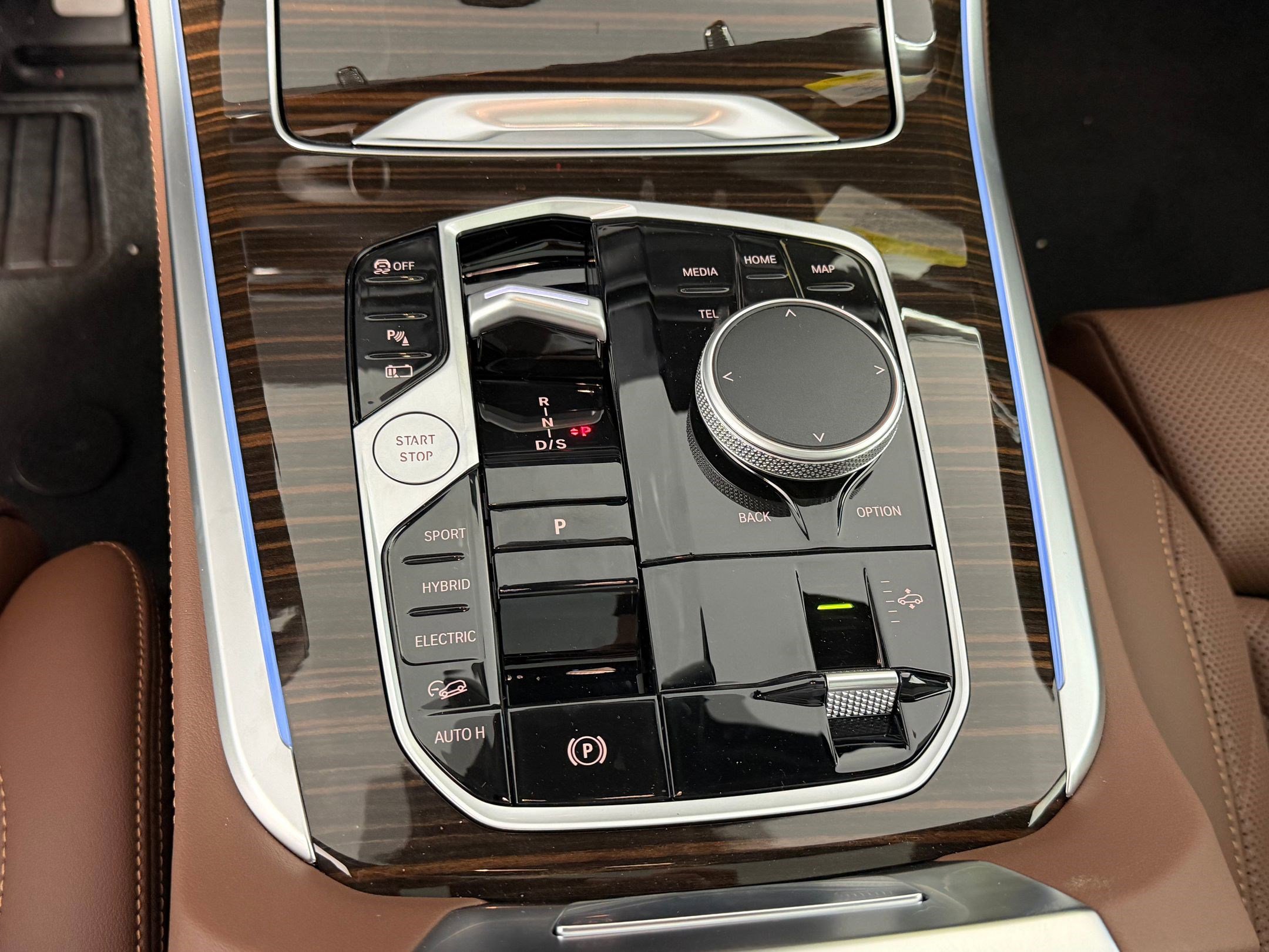 New 2026 BMW X5 xDrive50e image 18