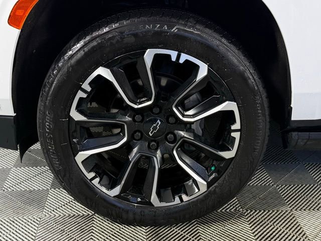 Used 2023 Chevrolet Tahoe High Country w/ Advanced Technology Package image 7