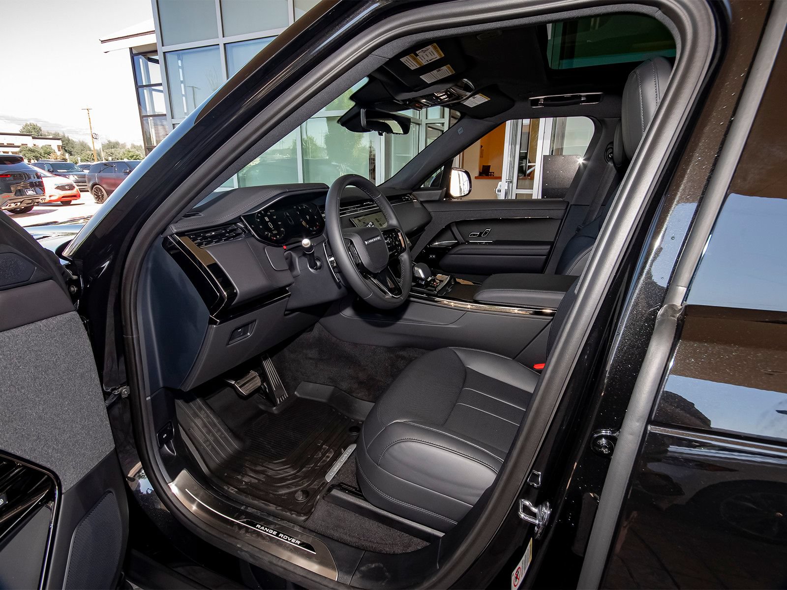 New 2026 Land Rover Range Rover Sport Dynamic SE AWD/4WD image 34