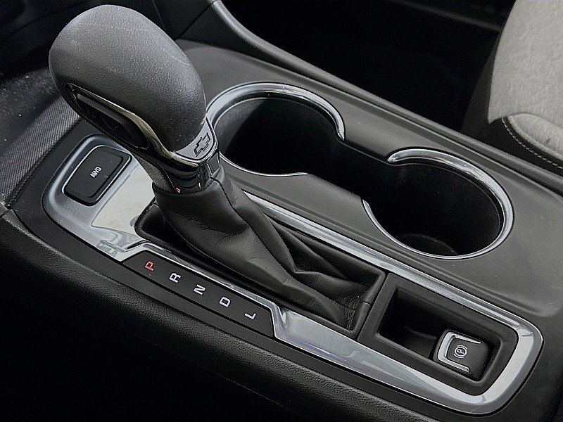 Used 2023 Chevrolet Equinox LS image 17