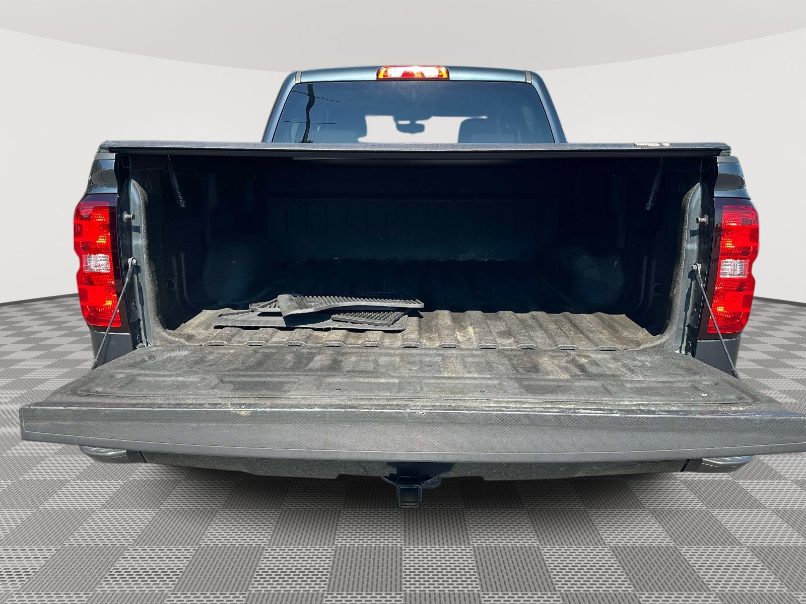 Used 2018 Chevrolet Silverado 1500 LT AWD/4WD image 33
