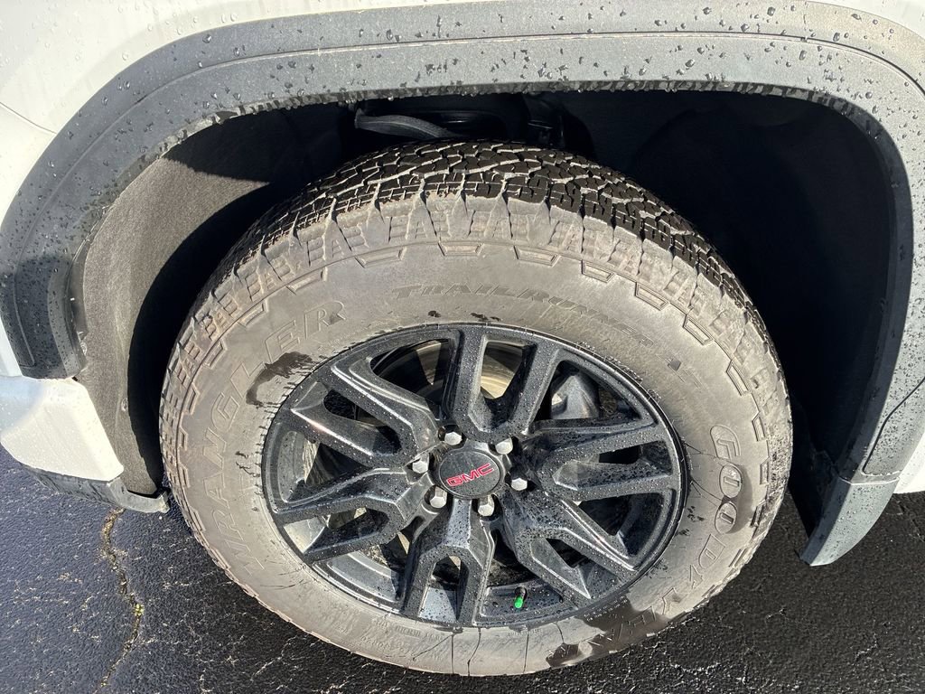 Used 2023 GMC Sierra 1500 Elevation image 10