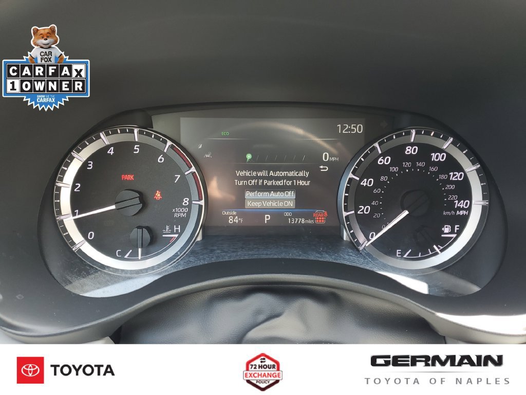 Used 2025 Toyota Highlander XLE FWD image 26