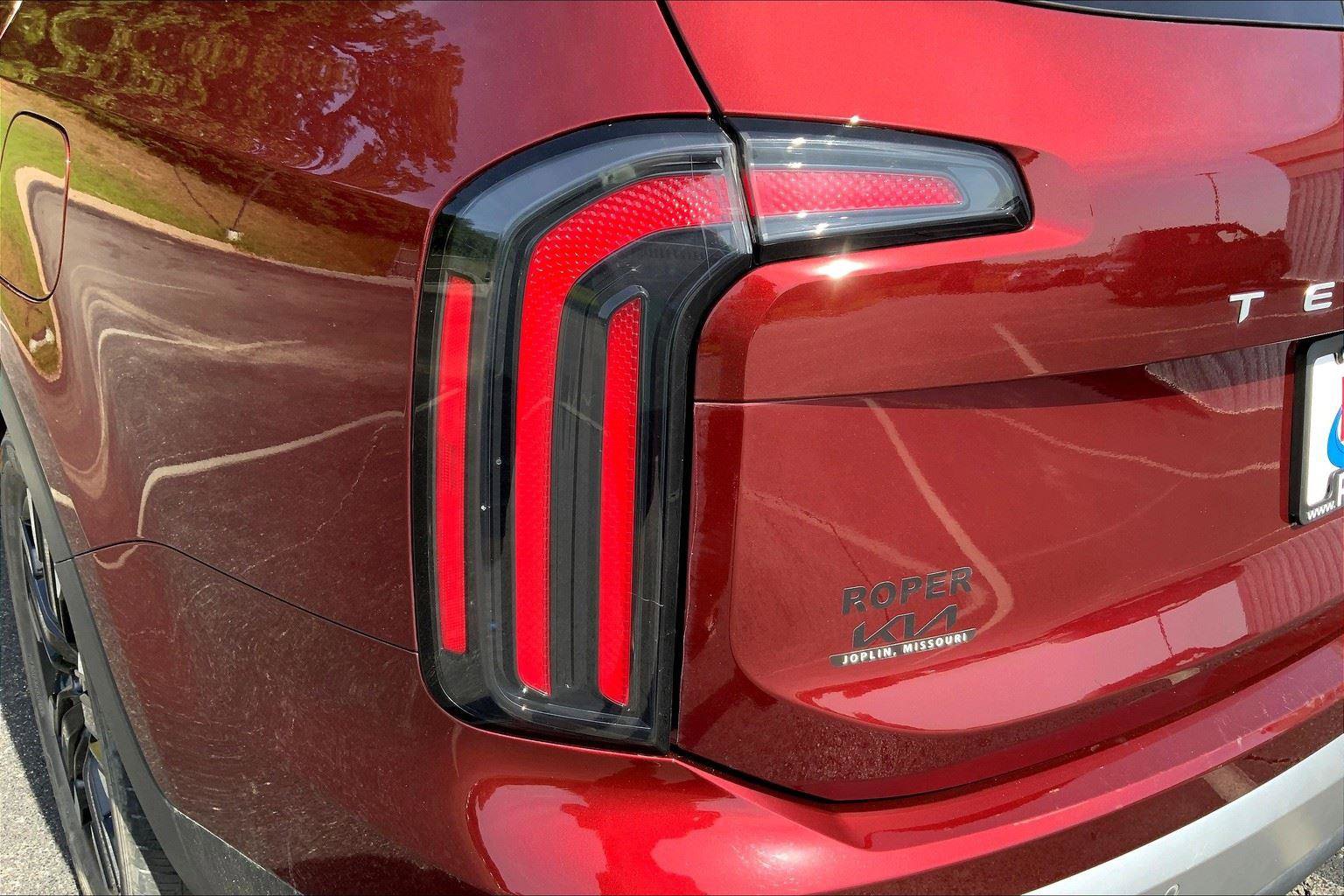 Used 2023 Kia Telluride SX image 30