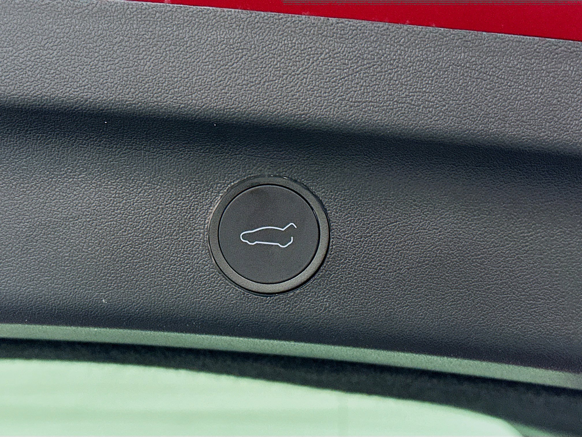 Used 2024 Tesla Model Y Performance image 28