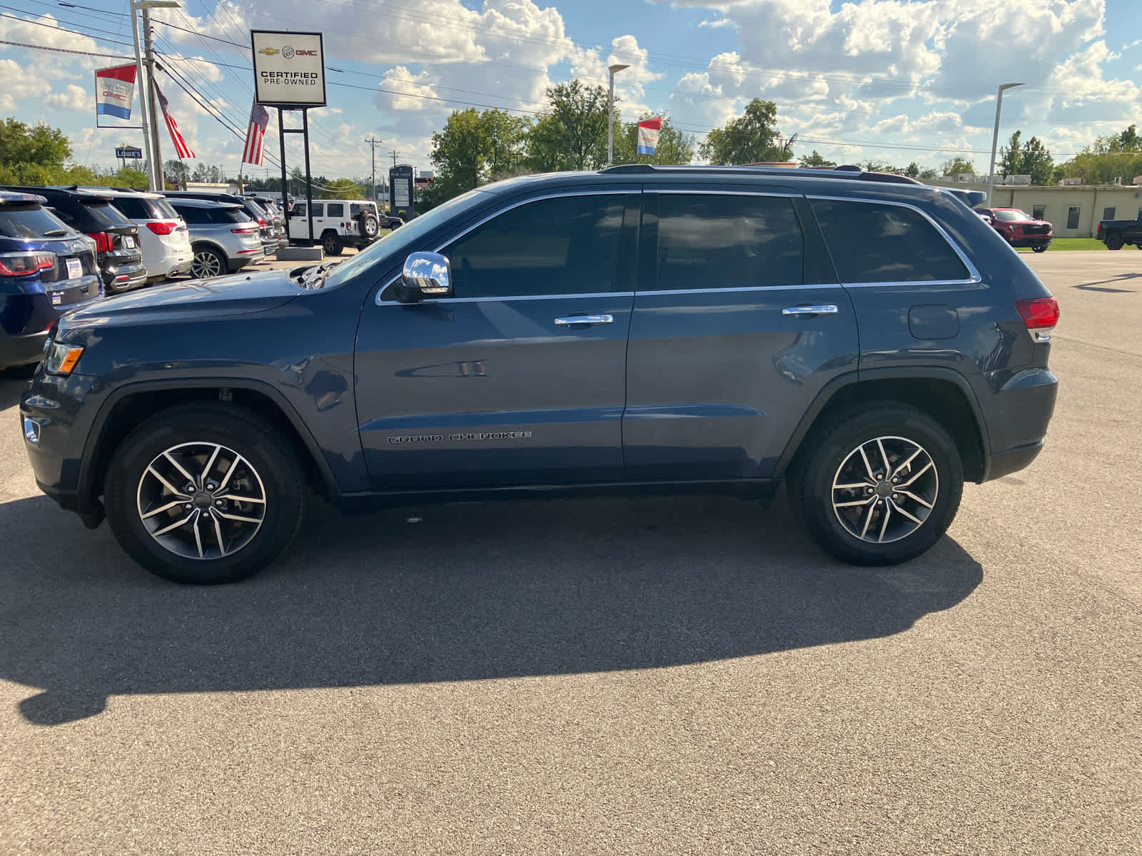 Used 2021 Jeep Grand Cherokee Limited image 4