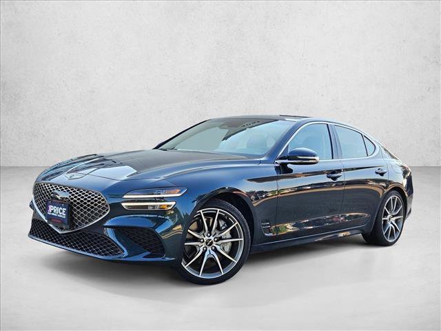 Used 2025 Genesis G70 2.5T image 1