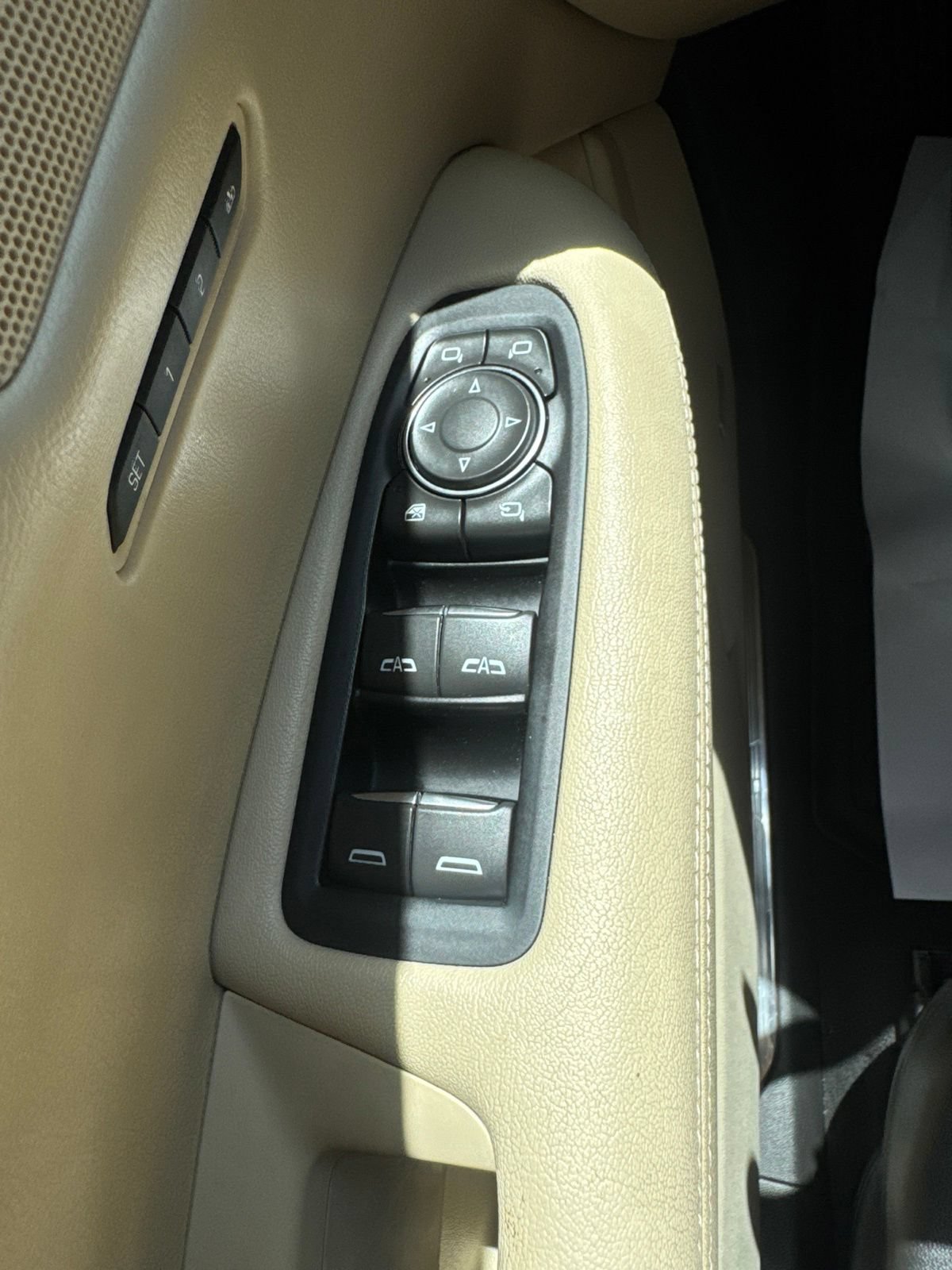 Used 2018 Cadillac XT5 Premium Luxury FWD image 22