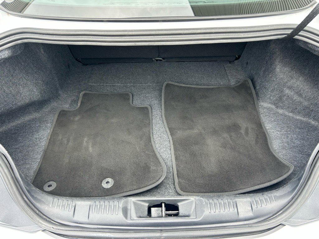 Used 2024 Ford Mustang Premium image 8