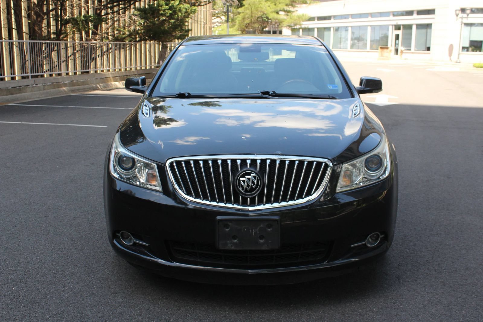 Used 2013 Buick LaCrosse Touring FWD image 3