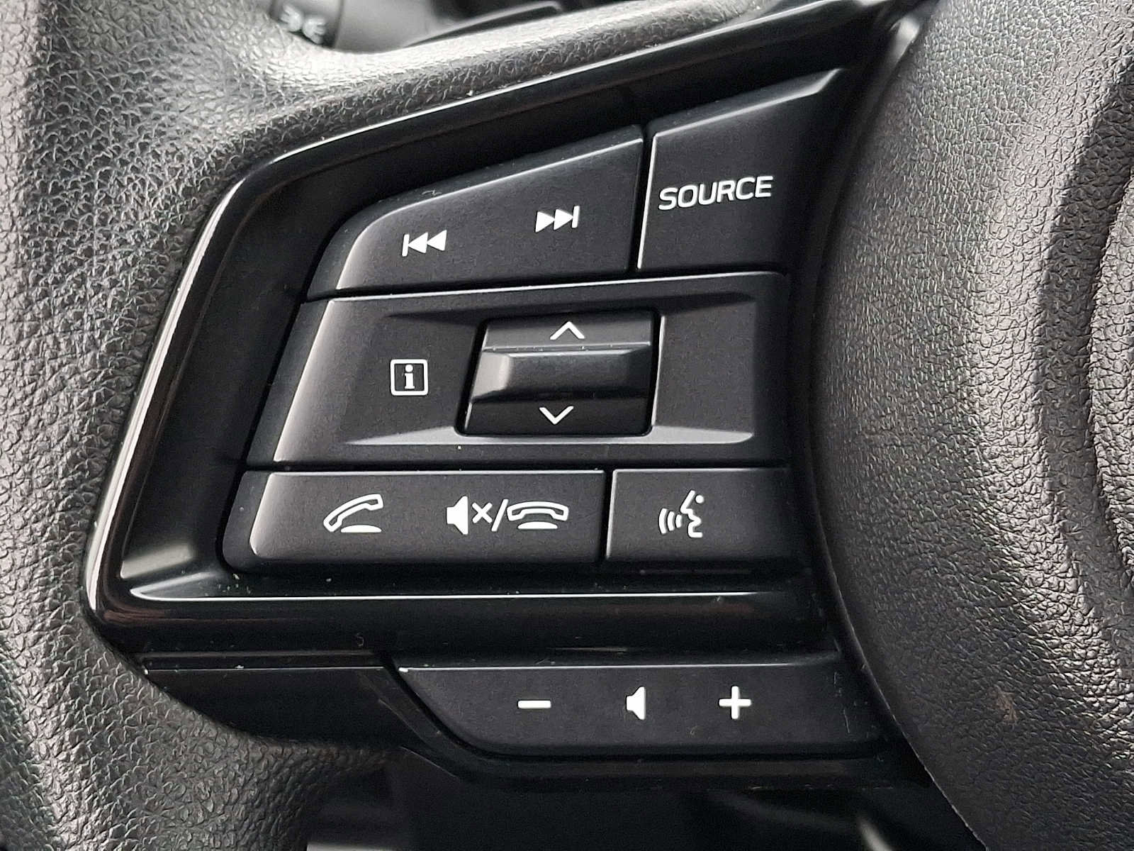 Used 2024 Subaru Crosstrek 2.0i Premium image 13