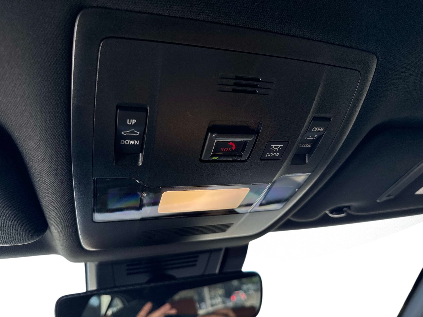 Used 2026 Lexus UX 300h FWD w/ Accessory Package (Z1) image 28