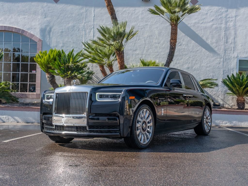 Used 2019 Rolls-Royce Phantom Sedan image 38
