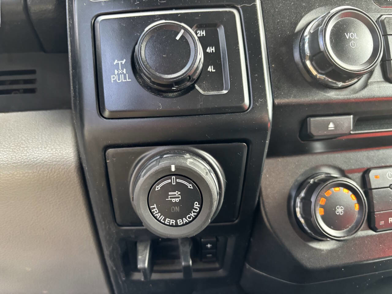 Used 2018 Ford F150 XL w/ Equipment Group 101A Mid image 19