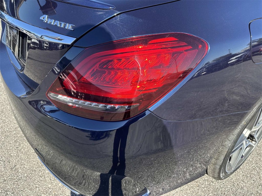 Used 2020 Mercedes-Benz C 300 4MATIC Sedan image 11