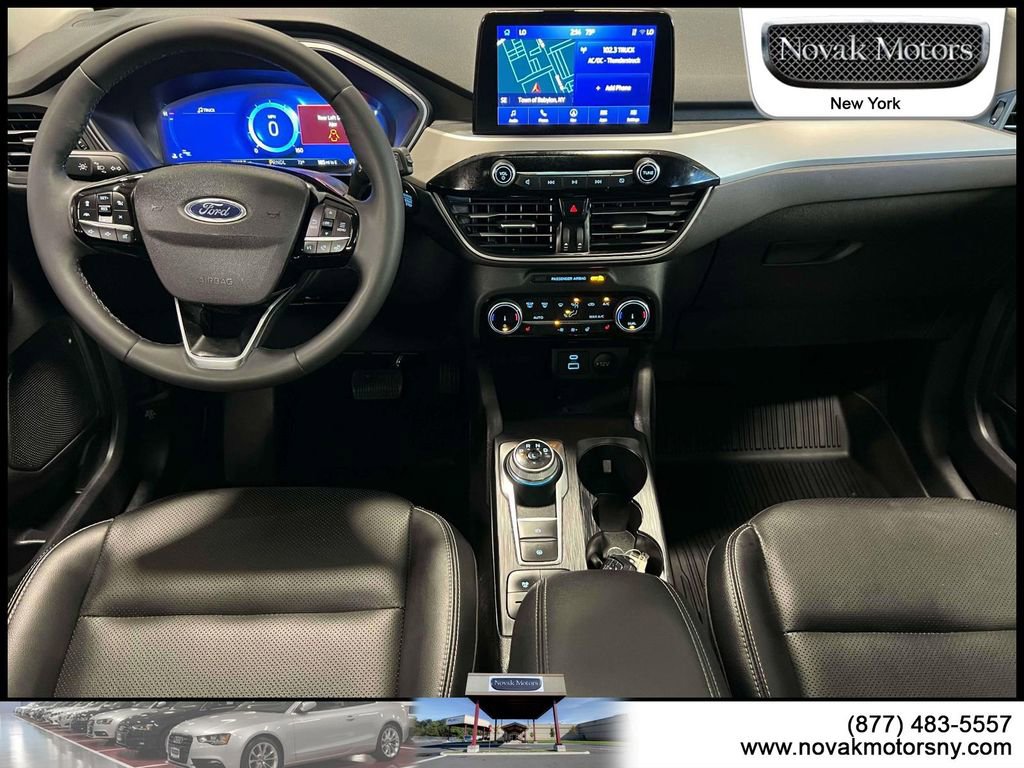 Used 2022 Ford Escape SEL w/ Technology Package AWD/4WD image 15
