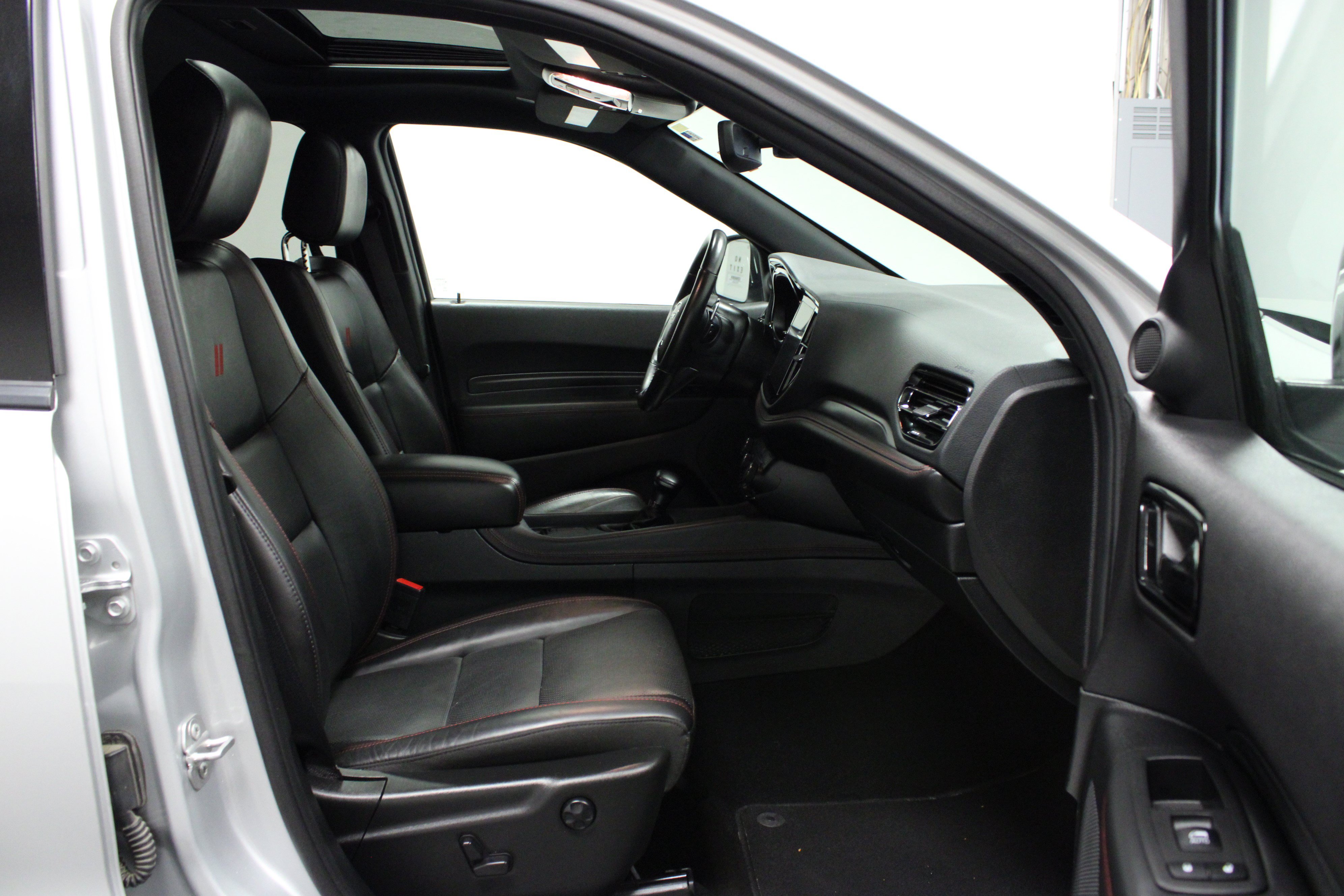 Used 2025 Dodge Durango R/T AWD/4WD image 17