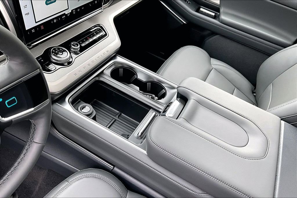 New 2026 Ford Expedition Max Active image 24