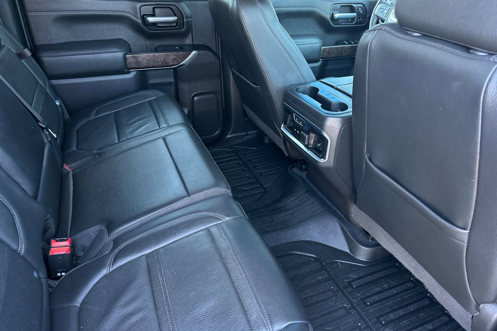 Used 2020 GMC Sierra 1500 Denali RWD image 18