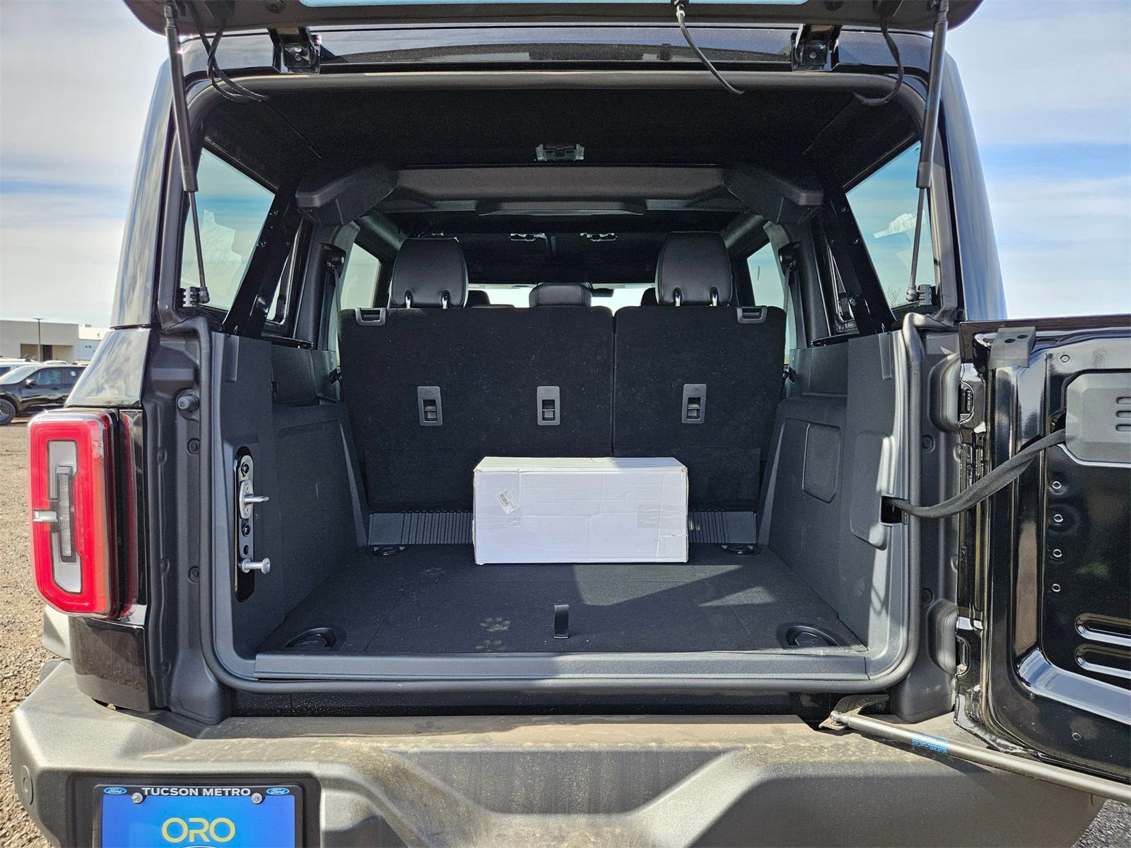 New 2025 Ford Bronco Outer Banks w/ Sasquatch Package image 7