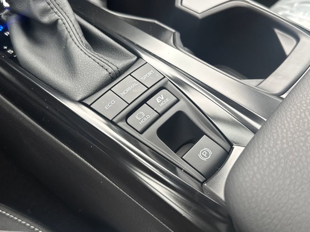 New 2026 Toyota Camry SE image 30