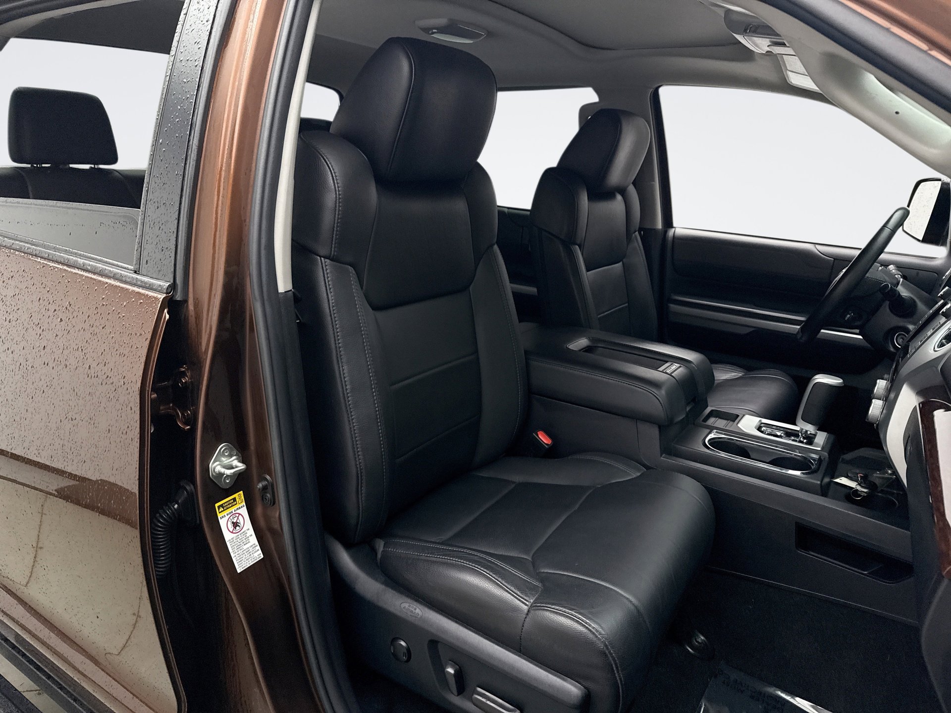 Used 2017 Toyota Tundra Limited w/ Limited Premium Package image 17