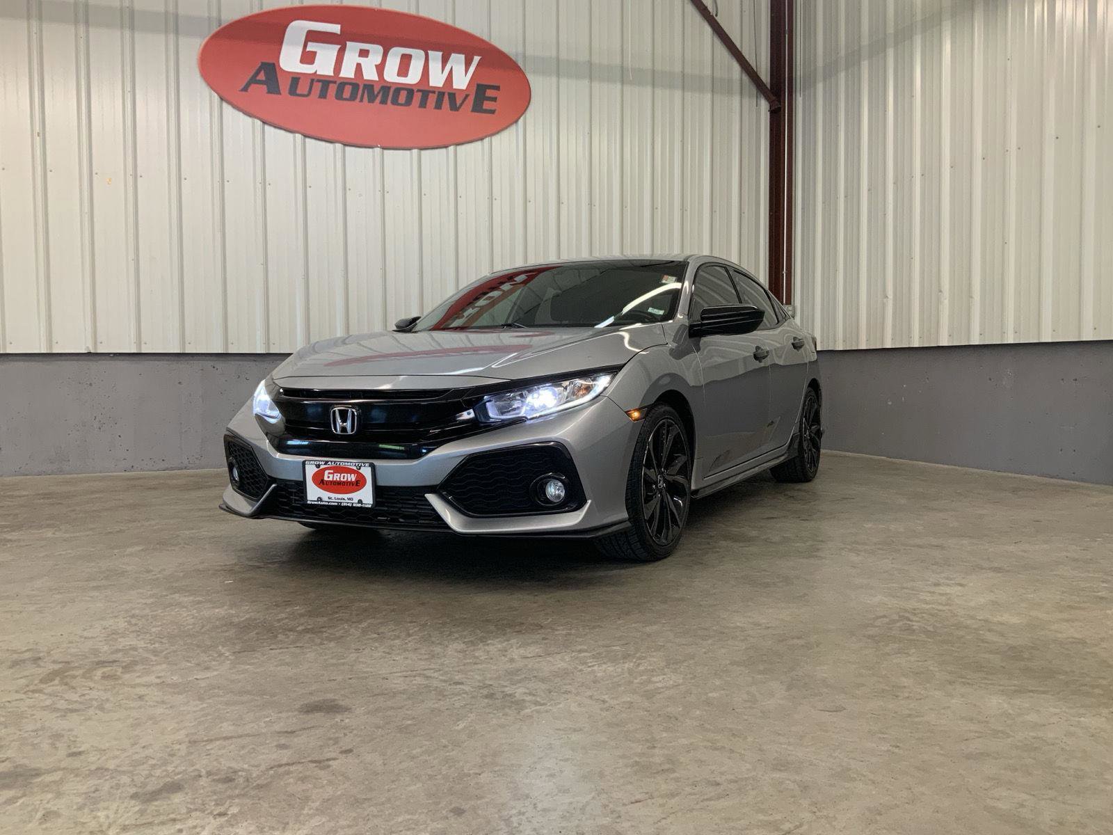 Used 2018 Honda Civic Sport image 6